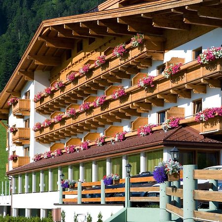 Hotel Bergland Pertisau Exterior photo