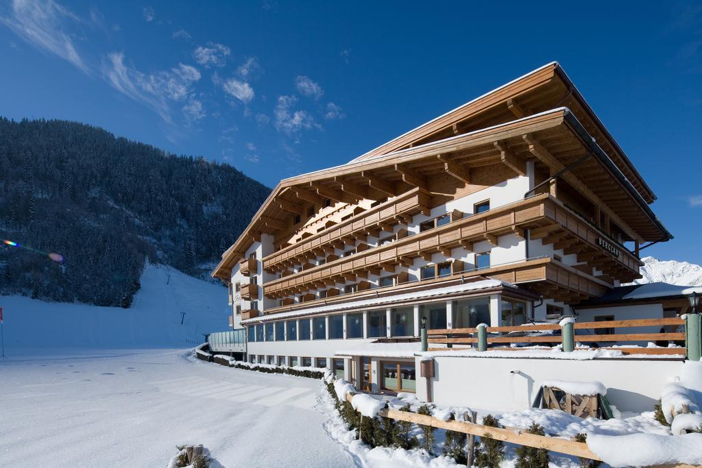 Hotel Bergland Pertisau Exterior photo