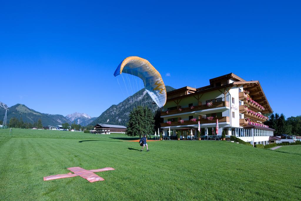 Hotel Bergland Pertisau Exterior photo