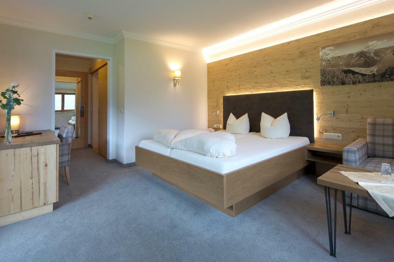 Hotel Bergland Pertisau Exterior photo